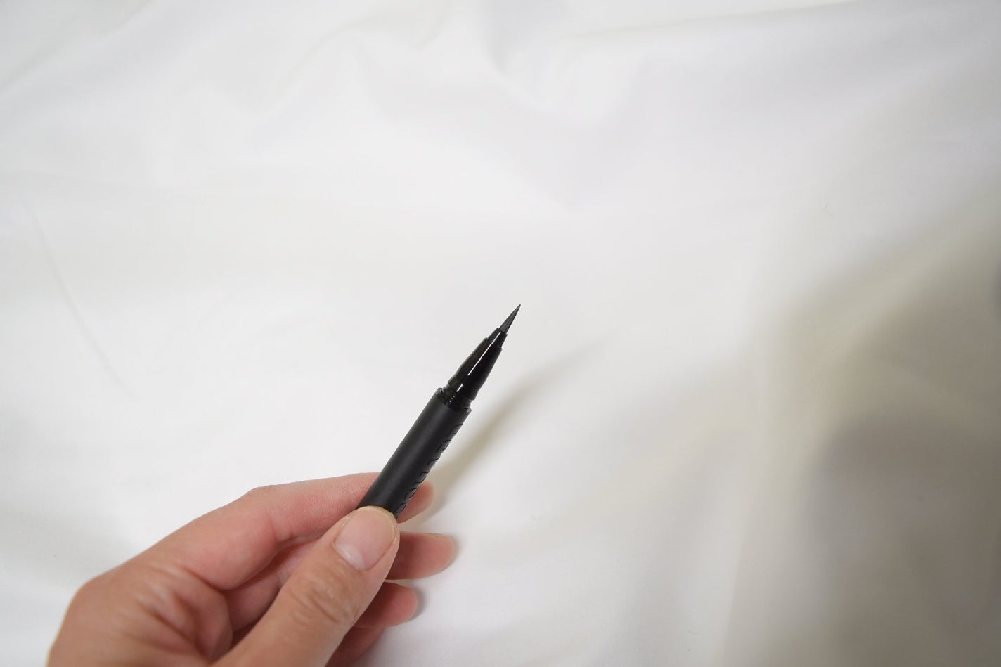 ウルトラカラー アイライナー/MAYBELLINE NEW YORK/リキッドアイライナーを使ったクチコミ(3枚目)