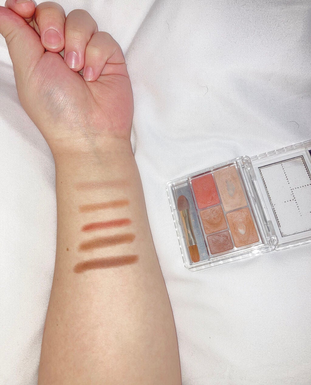 ものもらい on LIPS 「今回紹介するのはCANMAKE(キャンメイク)の人気コスメであ..」(3枚目)