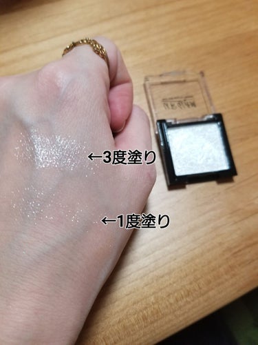 UR GLAM　POWDER EYESHADOW シアーホワイト/U R GLAM/シングルアイシャドウを使ったクチコミ（1枚目）