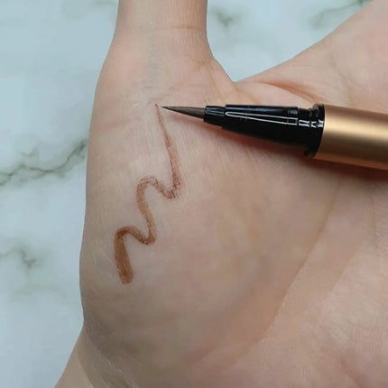 スキルレスライナー/LUMIURGLAS/リキッドアイライナーを使ったクチコミ(5枚目)