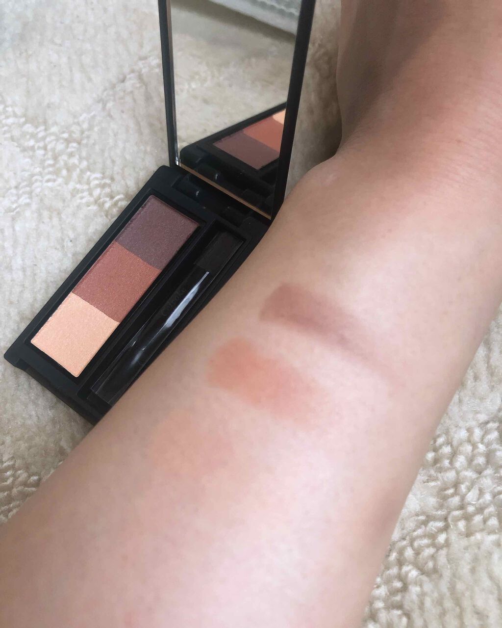 セルヴォーク インディケイトアイブロウパウダー/Celvoke/パウダーアイブロウを使ったクチコミ（3枚目）