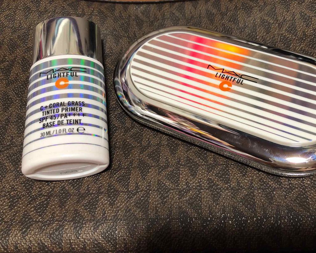 ライトフル C+ SPF 30 ファンデーション/M・A・C/パウダーファンデーションを使ったクチコミ(1枚目)