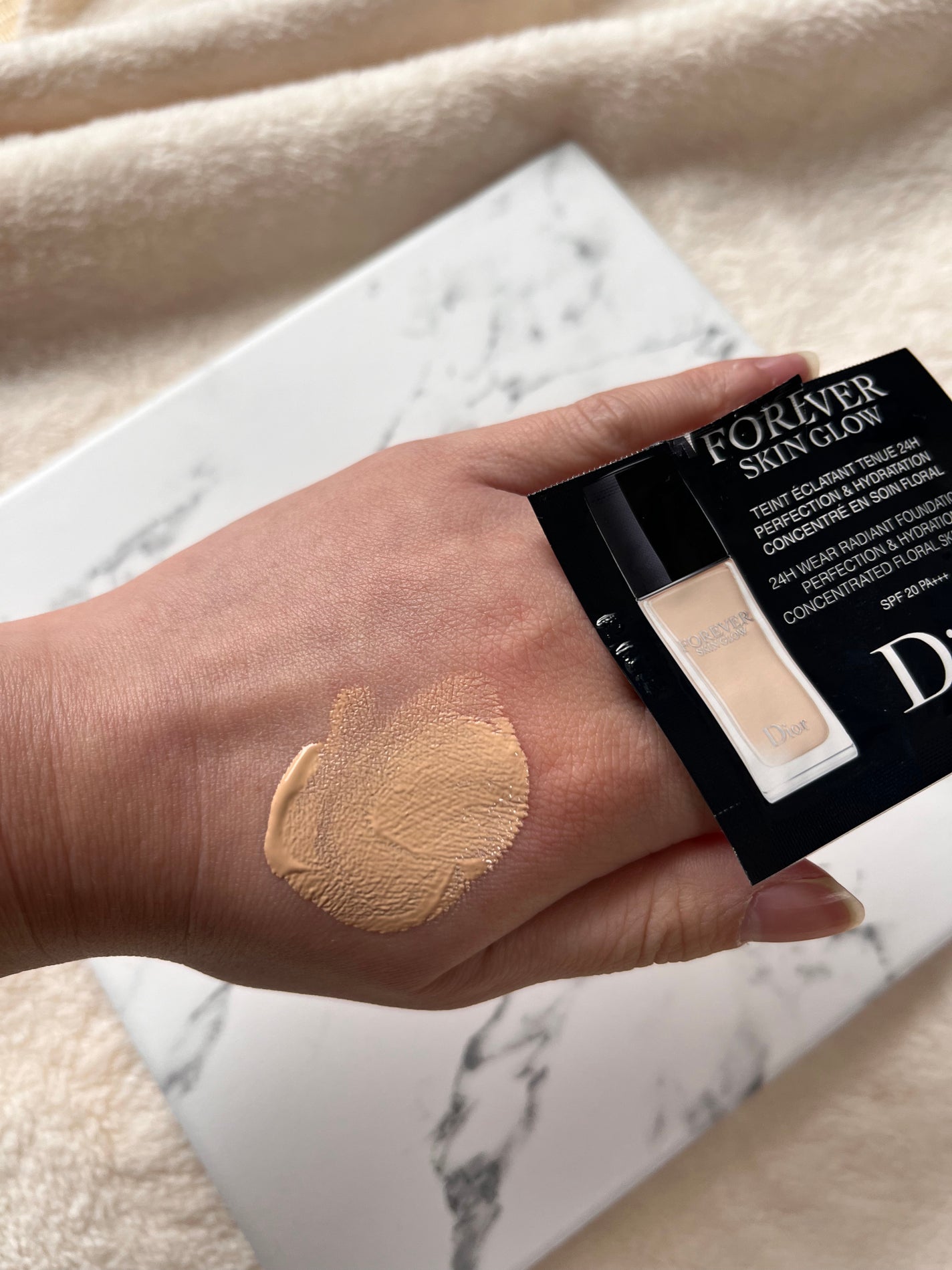 ディオールスキン フォーエヴァー フルイド グロウ/Dior/リキッドファンデーションを使ったクチコミ(4枚目)