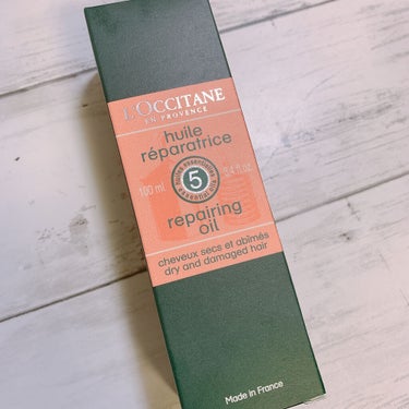 L'OCCITANE ファイブハーブス リペアリングヘアオイルのクチコミ「プレゼントで頂いた
ファイブハーブス リペアリングヘアオイル❁⃘*.ﾟ

L'OCCITANE.....」（1枚目）