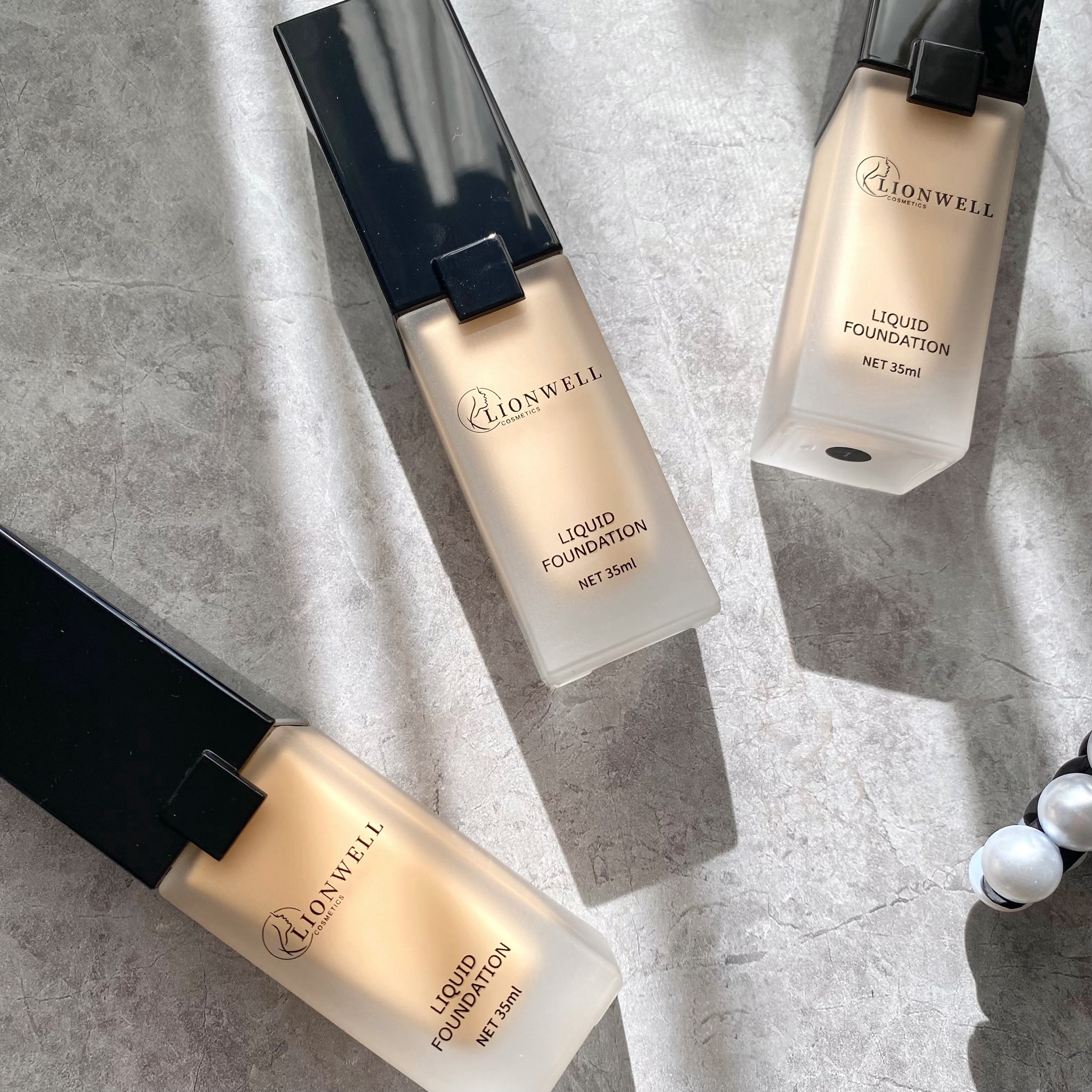 スキンフィット ファンデーション 03/LionWell（ライオンウェル）/リキッドファンデーションを使ったクチコミ（2枚目）