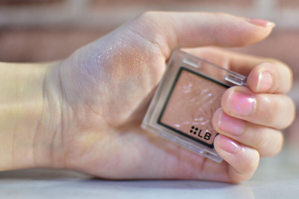 Galaxy Shadow(ギャラクシーシャドウ)/LB/単色アイシャドウを使ったクチコミ(2枚目)