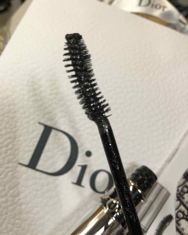 【旧】マスカラ ディオールショウ アイコニック オーバーカール 074 オーバー シークインス（生産終了）/Dior/マスカラを使ったクチコミ（2枚目）