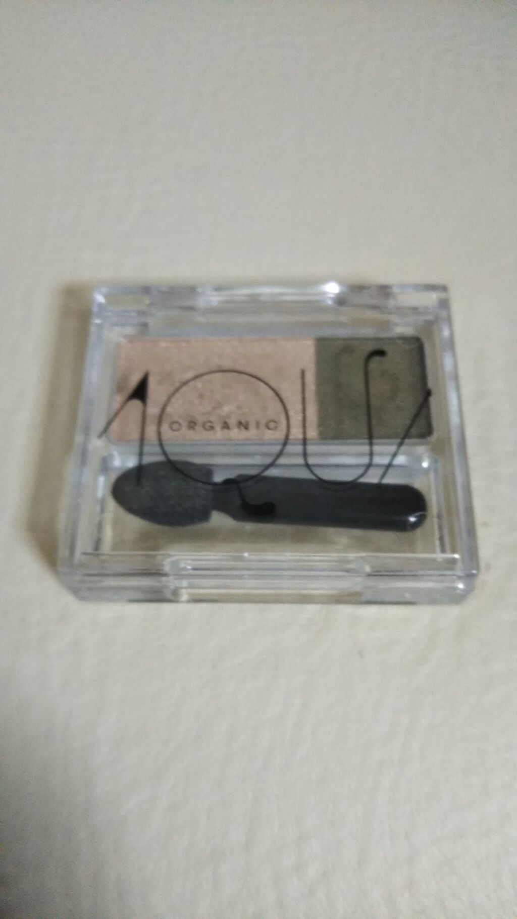 オーガニックデュオシャドー 03 シアーオリーブ/アクア・アクア/アイシャドウパレットを使ったクチコミ（1枚目）