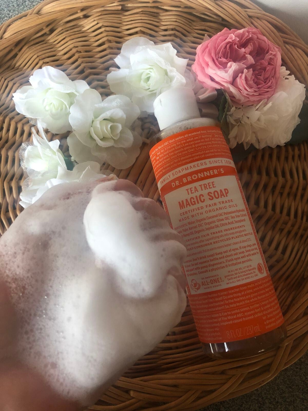 マジックソープ ティートゥリー/ドクターブロナー/ボディソープを使ったクチコミ(4枚目)