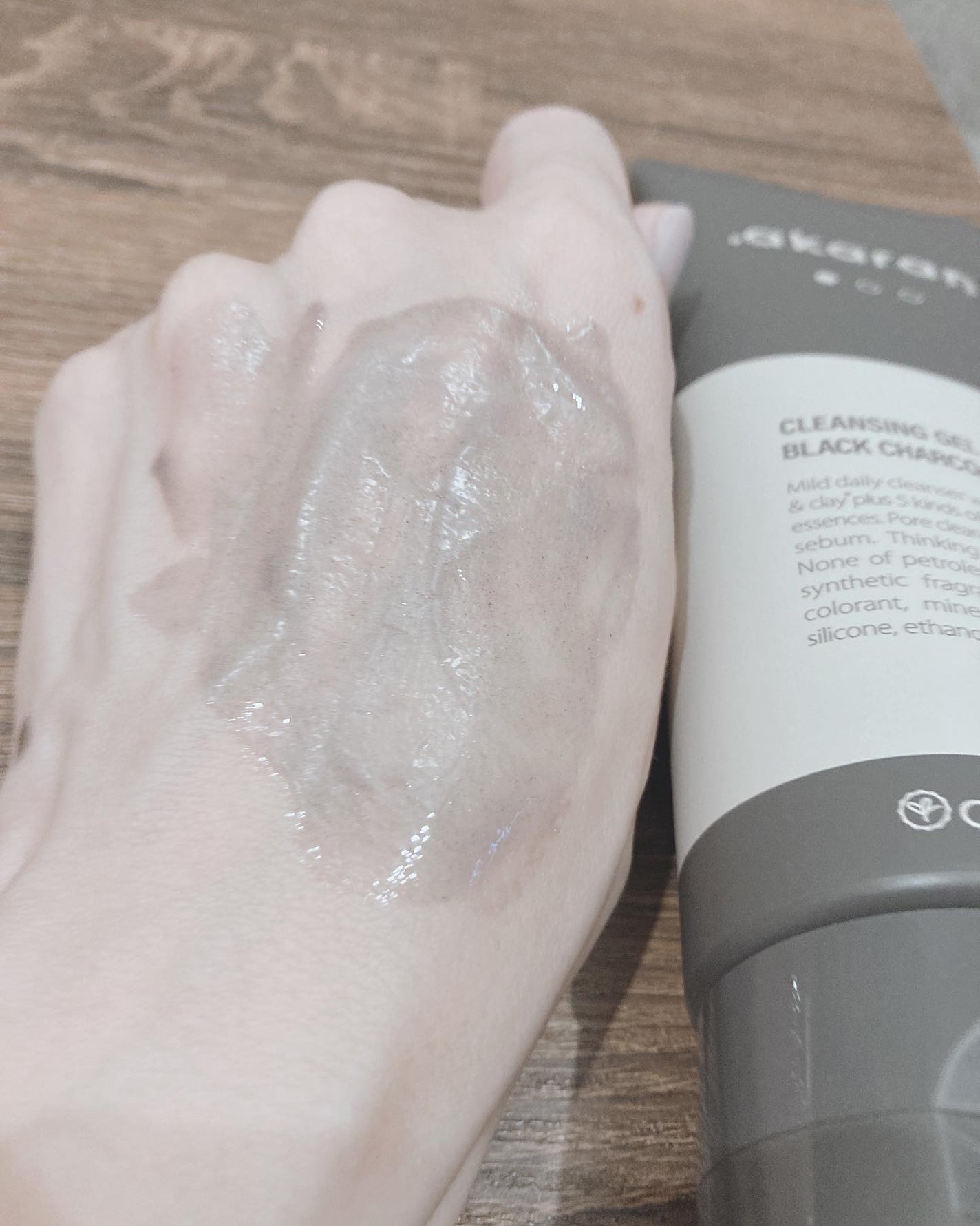 ブラックジェルクレンジング/.akaran/クレンジングジェルを使ったクチコミ(4枚目)