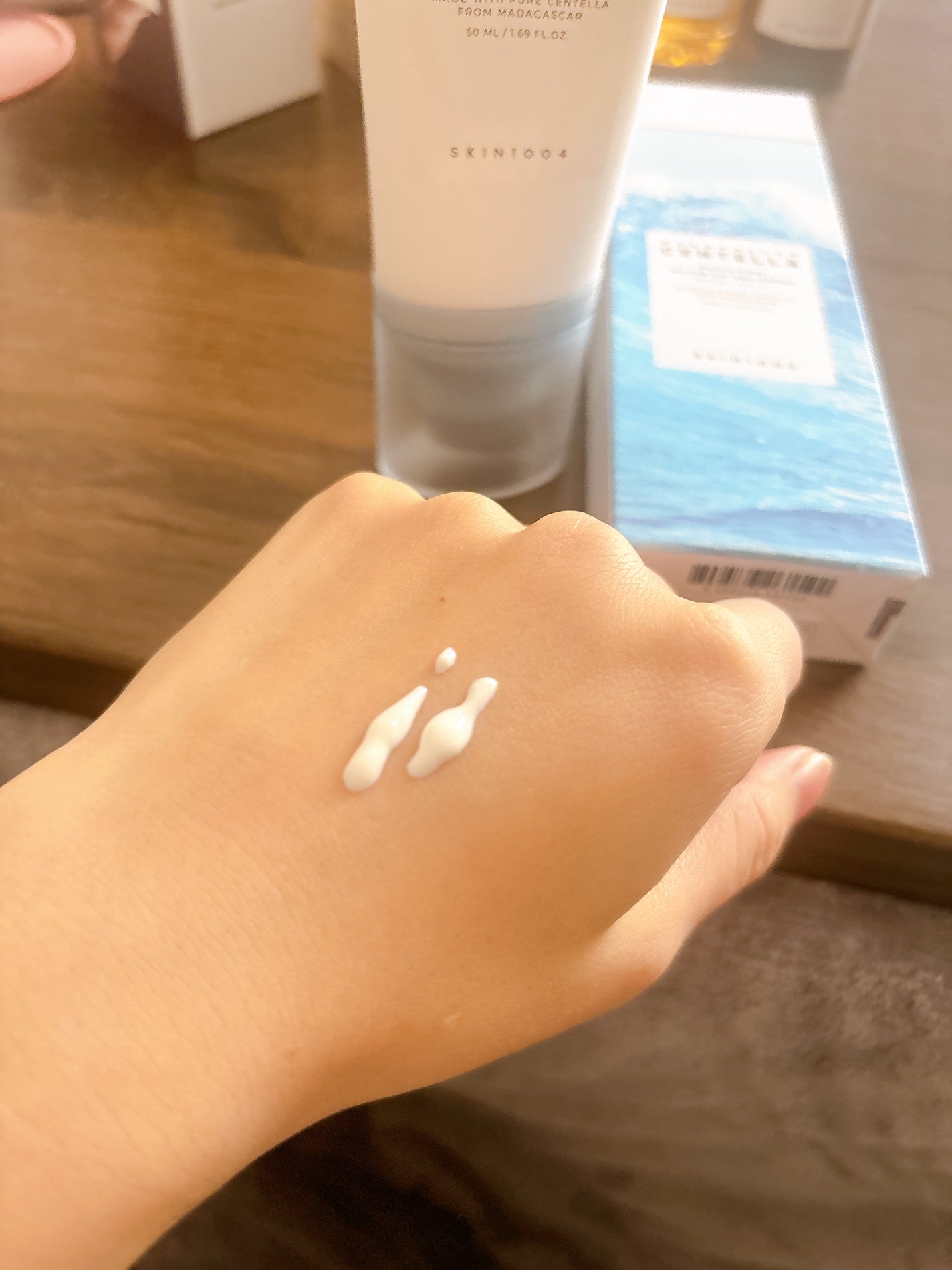 ヒアルーシカ ウォーターフィット サンセラム/SKIN1004/日焼け止めローションを使ったクチコミ(2枚目)