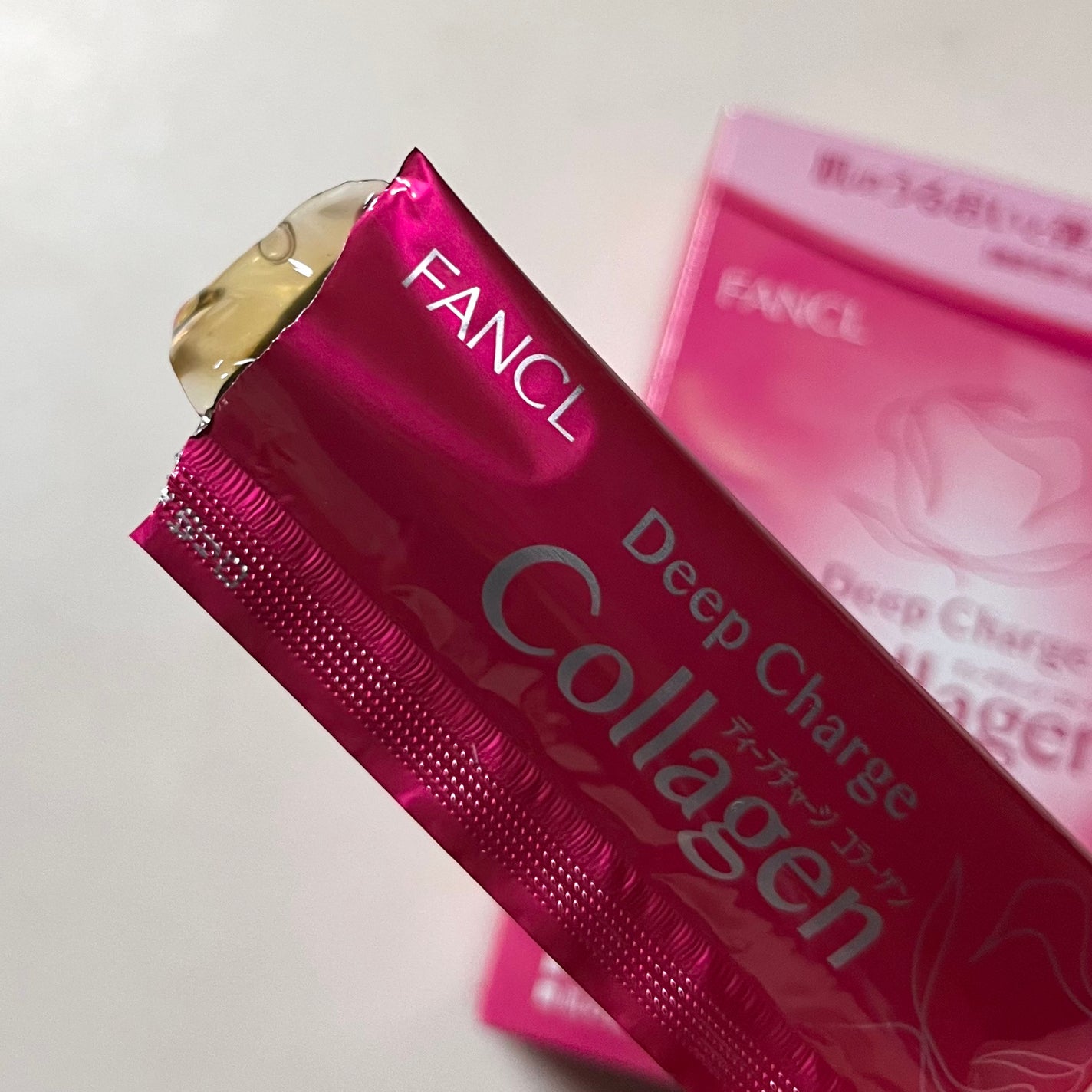 ディープチャージ コラーゲン スティックゼリー/ファンケル/美容サプリメントを使ったクチコミ(4枚目)