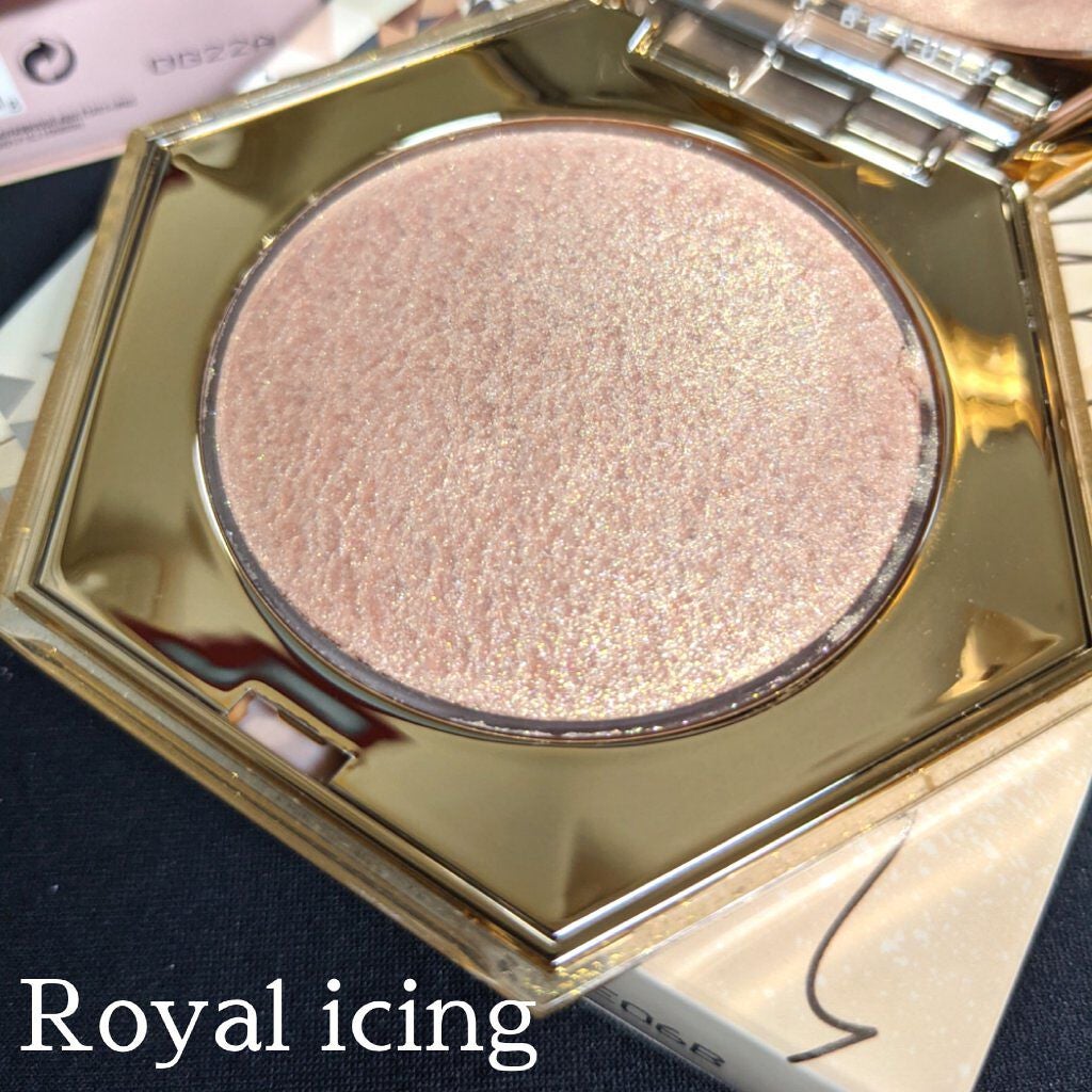 DIAMOND BOMB/FENTY BEAUTY BY RIHANNA/パウダーハイライトを使ったクチコミ(4枚目)