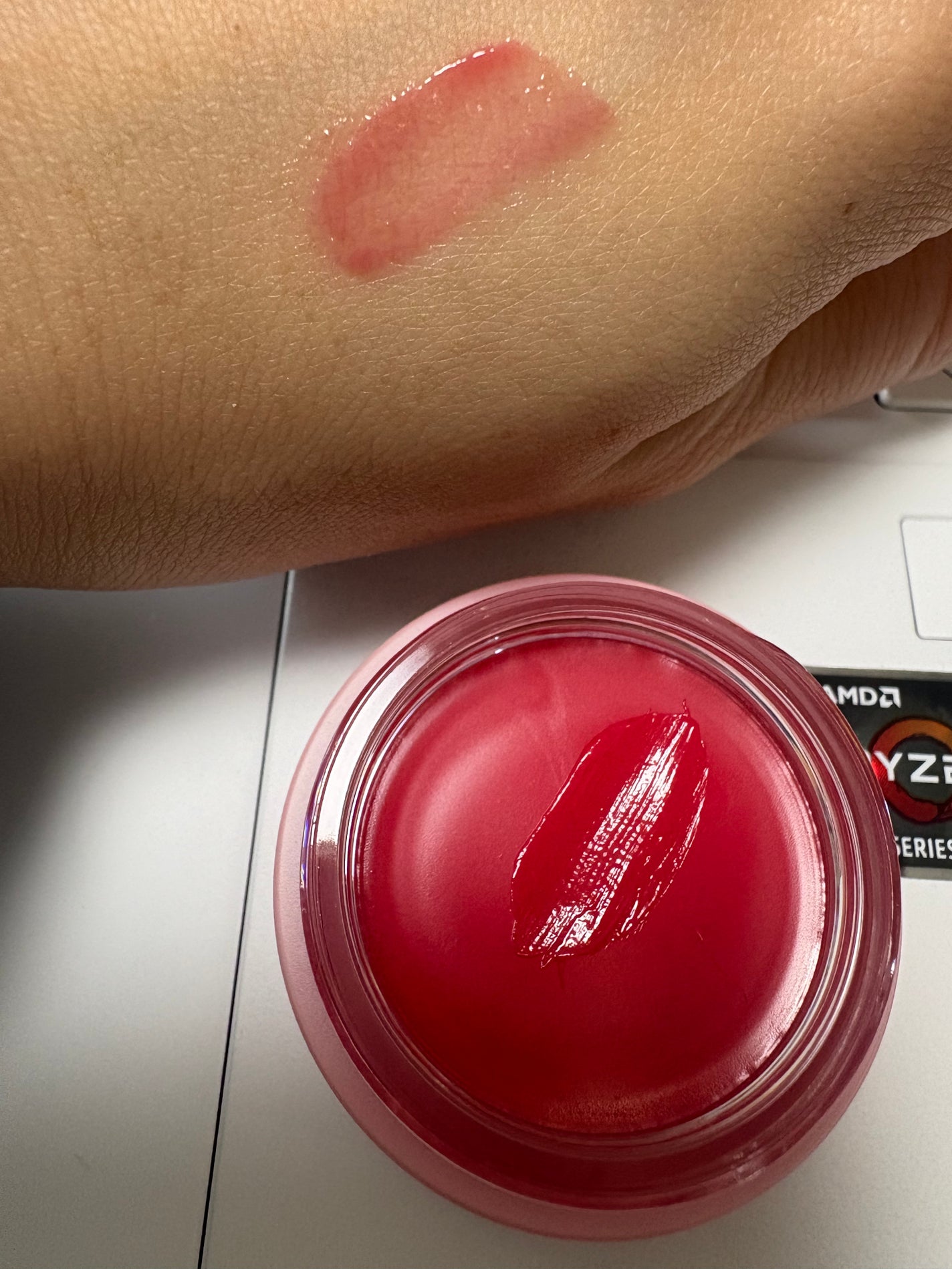 GLOWY TINT BALM/AOU/リップグロスを使ったクチコミ(4枚目)