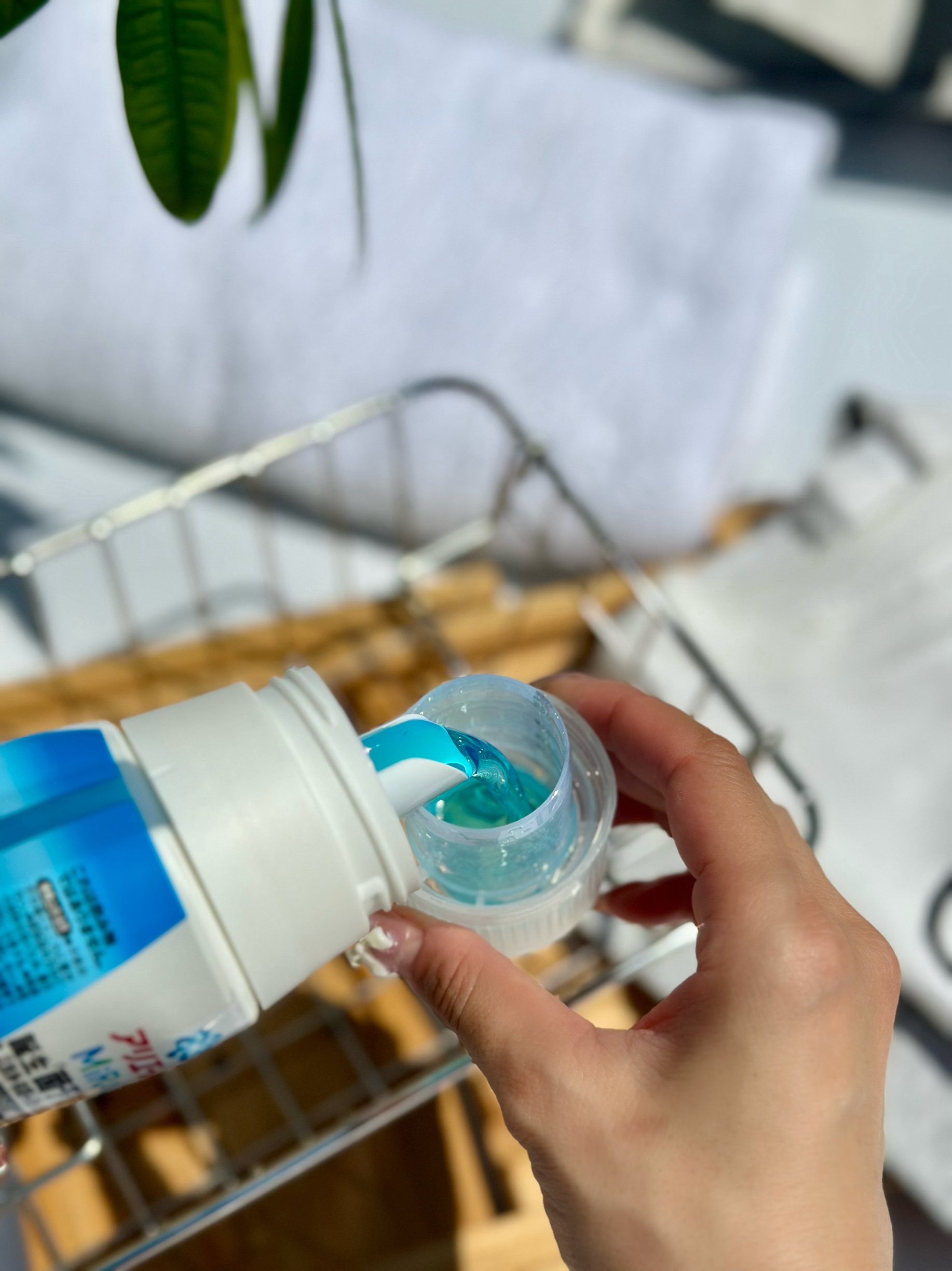 アリエール アリエールMiRAi 洗浄プラスのクチコミ「洗濯のお悩み解決⁈🧺

この時期、主婦を悩ませる"洗濯問題"

肌着や靴下の汗臭🧦
干し忘れに.....」（2枚目）