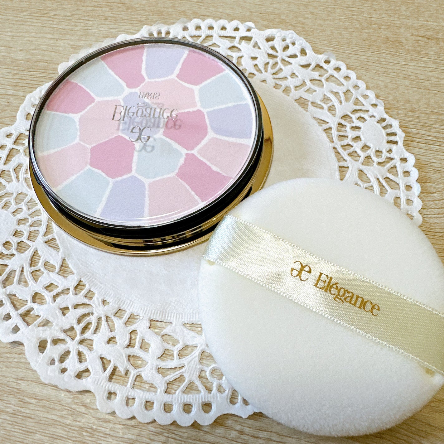 エレガンス ラ プードル オートニュアンス リクスィーズ/Elégance/プレストパウダーを使ったクチコミ(3枚目)