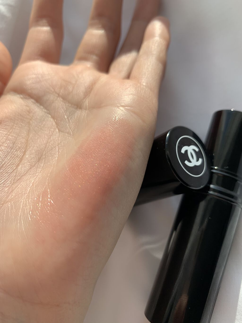 ボーム エサンシエル ロゼ/CHANEL/スティックハイライトを使ったクチコミ（3枚目）