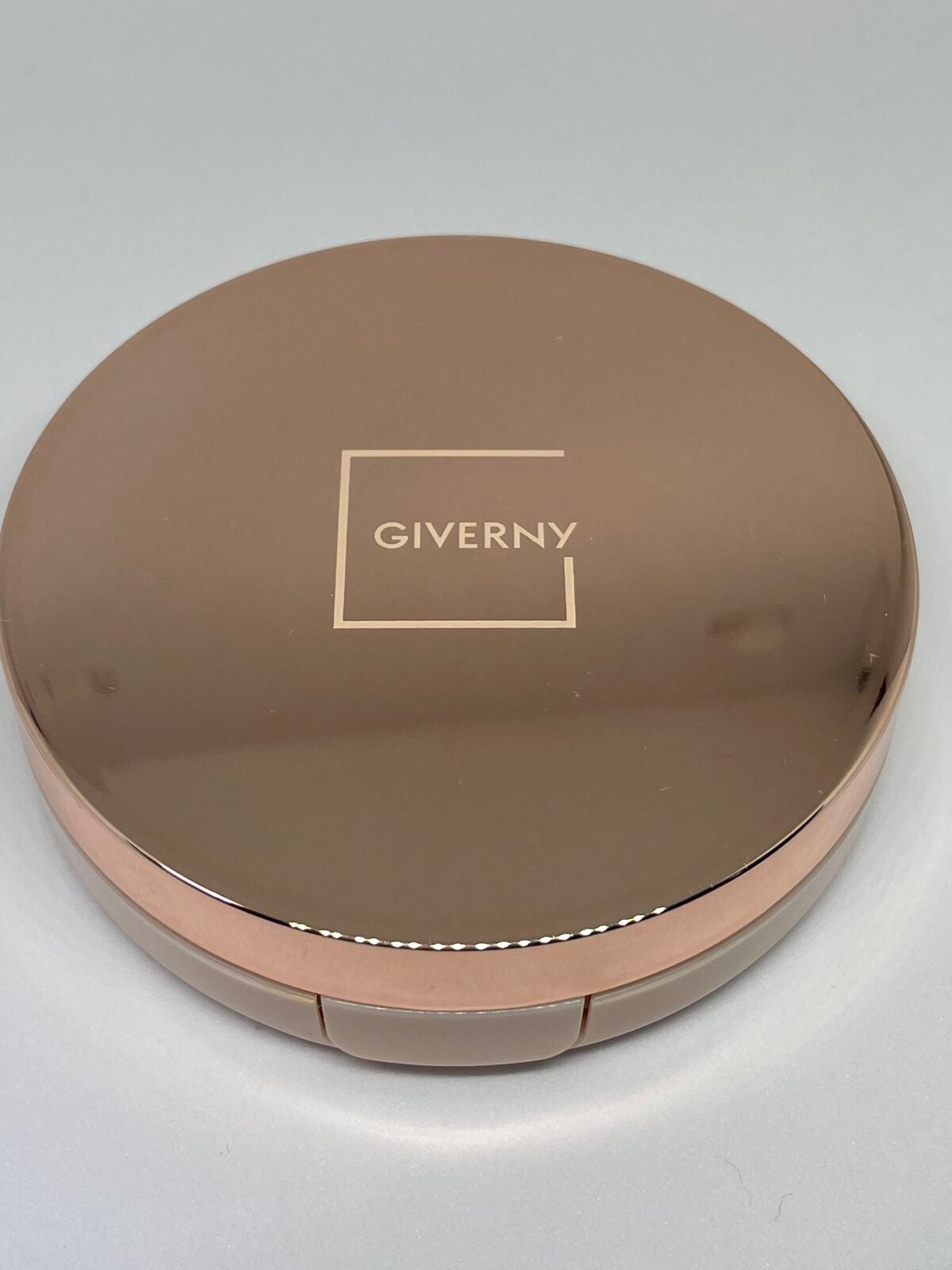 密着カバークッション/GIVERNY/クッションファンデーションを使ったクチコミ(1枚目)