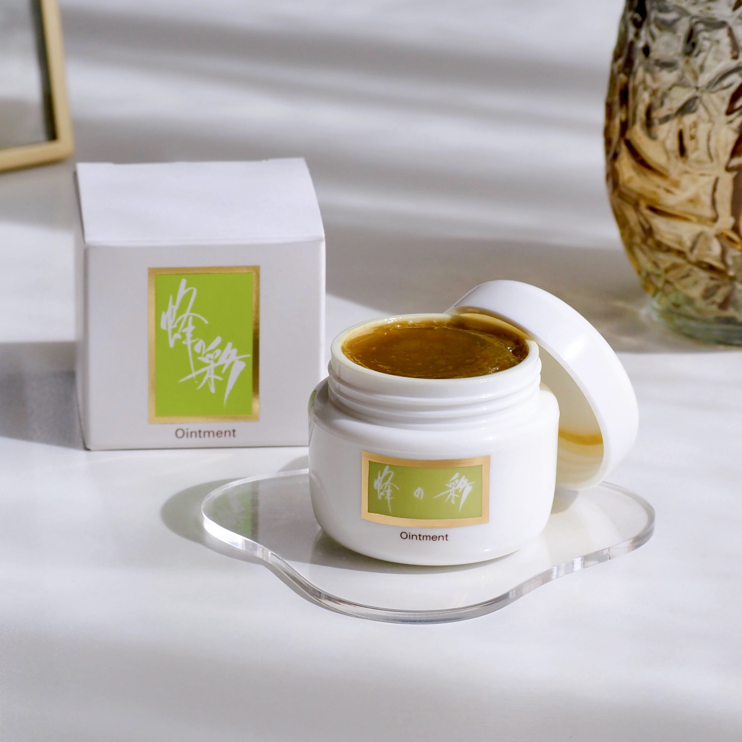 蜂彩膏　ハッカ成分無し/蜂の宝本舗/ボディクリームを使ったクチコミ（1枚目）