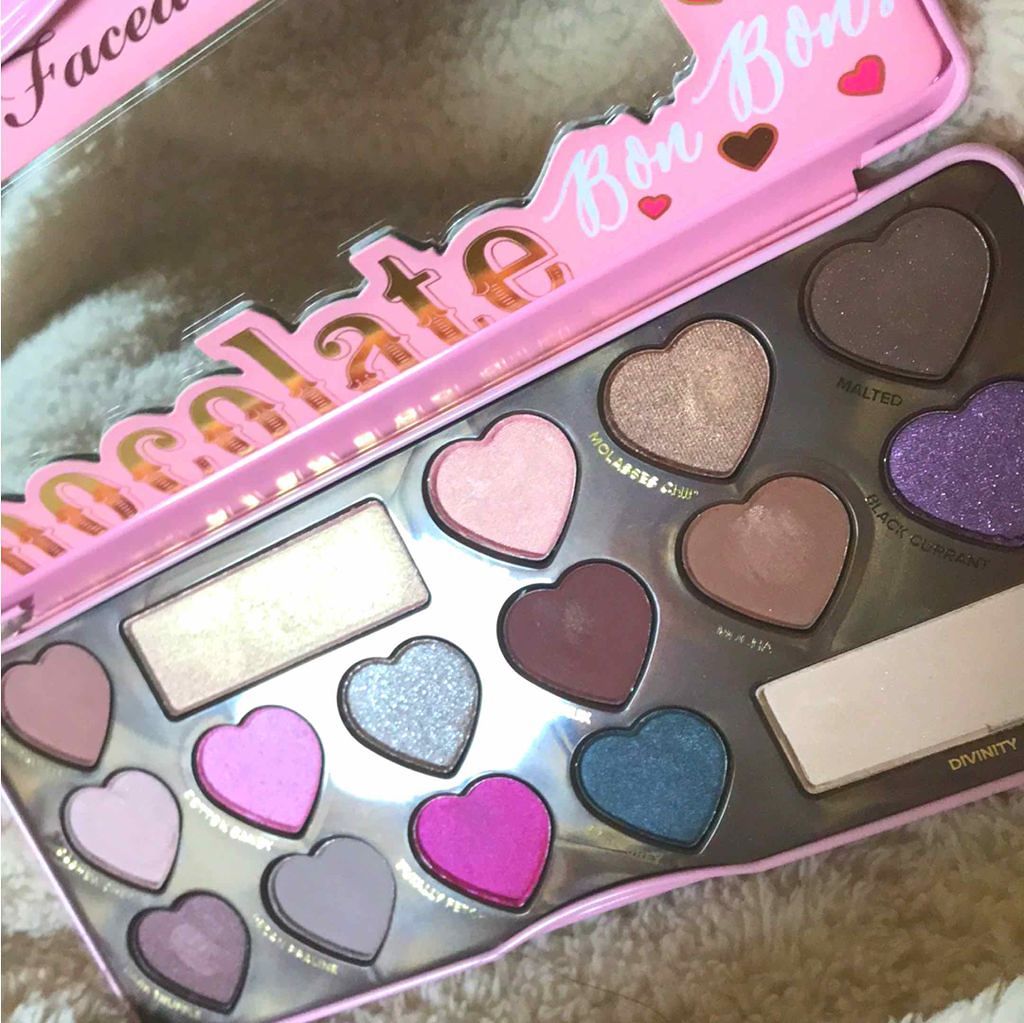 チョコレート ボンボン アイ シャドウ コレクション/Too Faced/アイシャドウパレットを使ったクチコミ(2枚目)