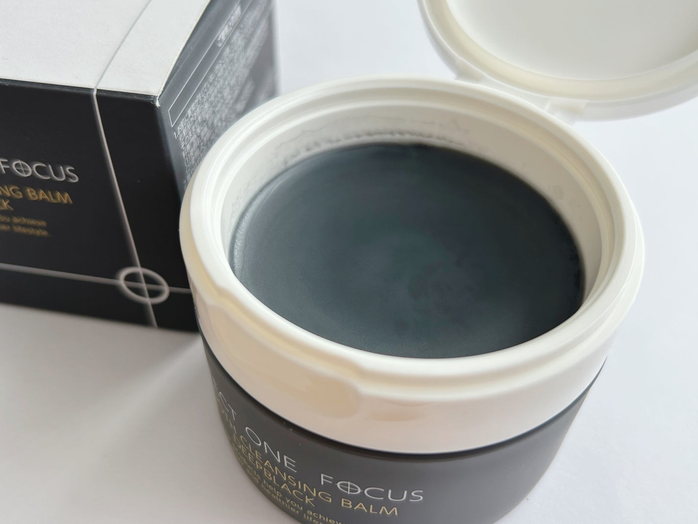 パーフェクトワンフォーカス スムースクレンジングバーム ディープブラック/PERFECT ONE  FOCUS/クレンジングバームを使ったクチコミ(2枚目)