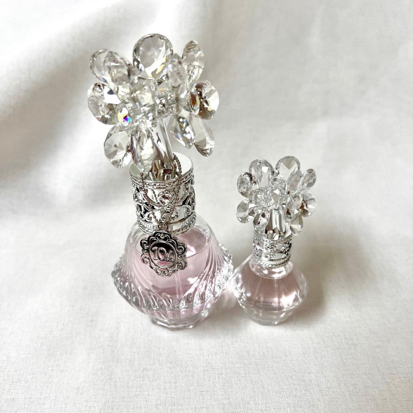 ジルスチュアート クリスタルブルーム オードパルファン ドレスドエディション/JILL STUART/香水(レディース)を使ったクチコミ(3枚目)