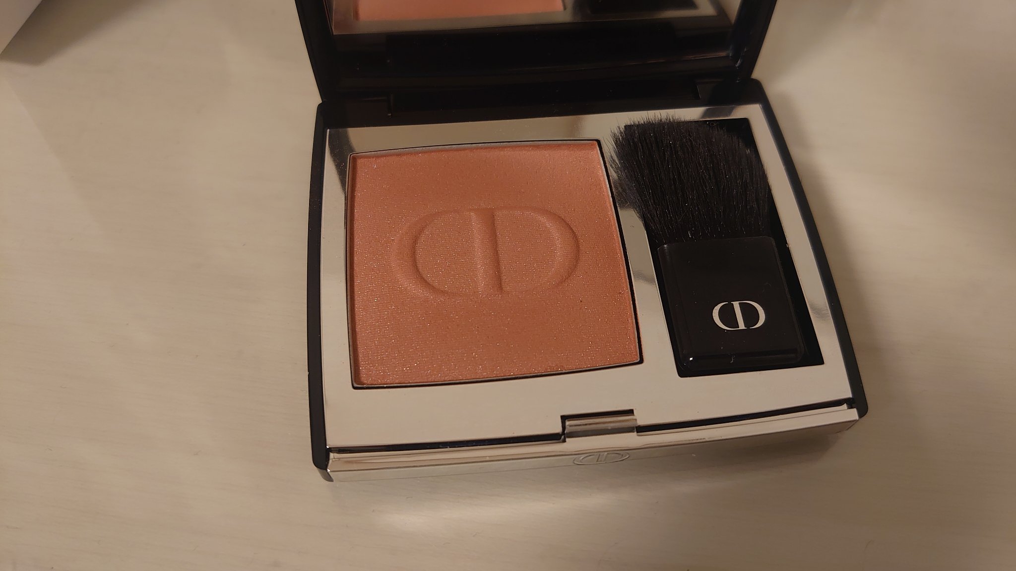 ディオールスキン ルージュ ブラッシュ/Dior/パウダーチークを使ったクチコミ（1枚目）