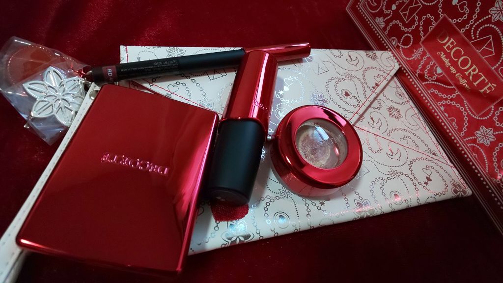 メイクアップ コフレ Ⅱ(クリスマスコフレ 2019)/DECORTÉ/メイクアップキットを使ったクチコミ(1枚目)