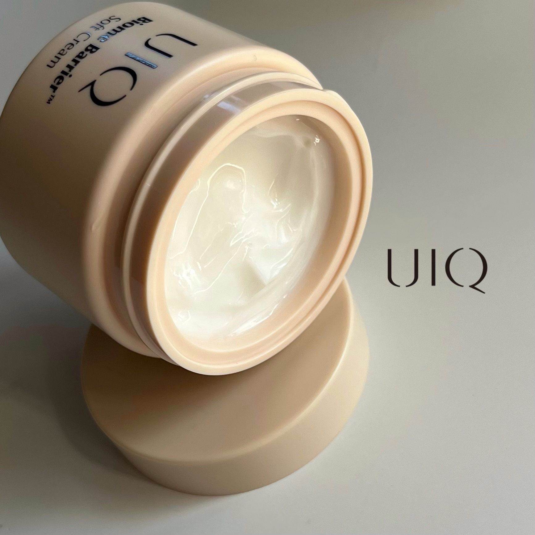 UIQ バイオームバリア ソフトクリームのクチコミ「揺らぎやすい春にもおすすめ‪🍦‬
さらふわ濃厚クリーム‪🤍
━━━━━━━━━━━━━━━
U.....」（1枚目）