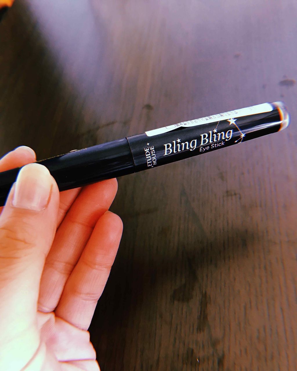 キラキラ アイシャドウ/ETUDE/スティックアイシャドウを使ったクチコミ（1枚目）