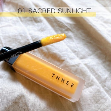 ディヴァインリップジェム 01 SACRED SUNLIGHT/THREE/口紅を使ったクチコミ（2枚目）