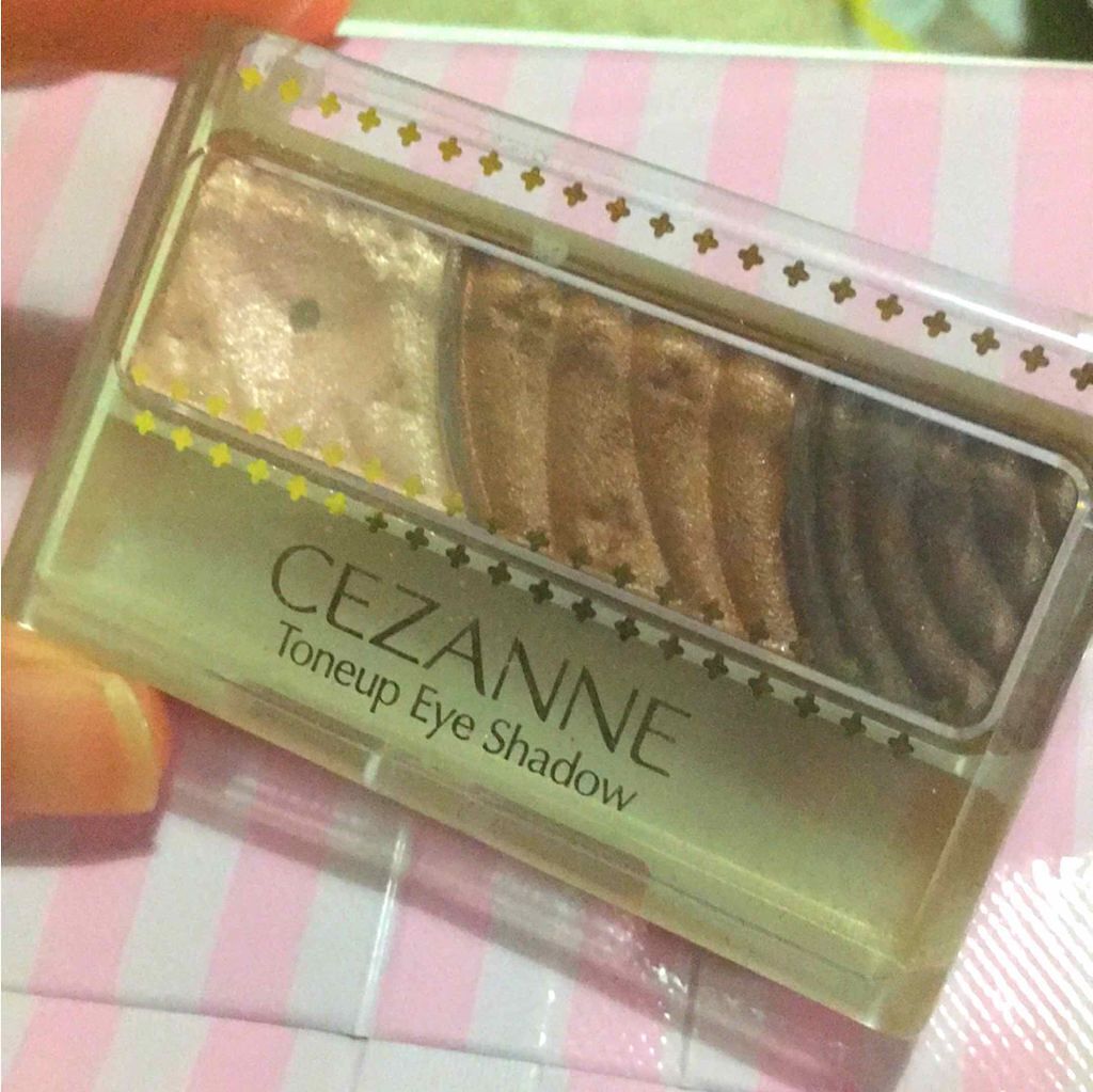 トーンアップアイシャドウ/CEZANNE/アイシャドウパレットを使ったクチコミ(1枚目)