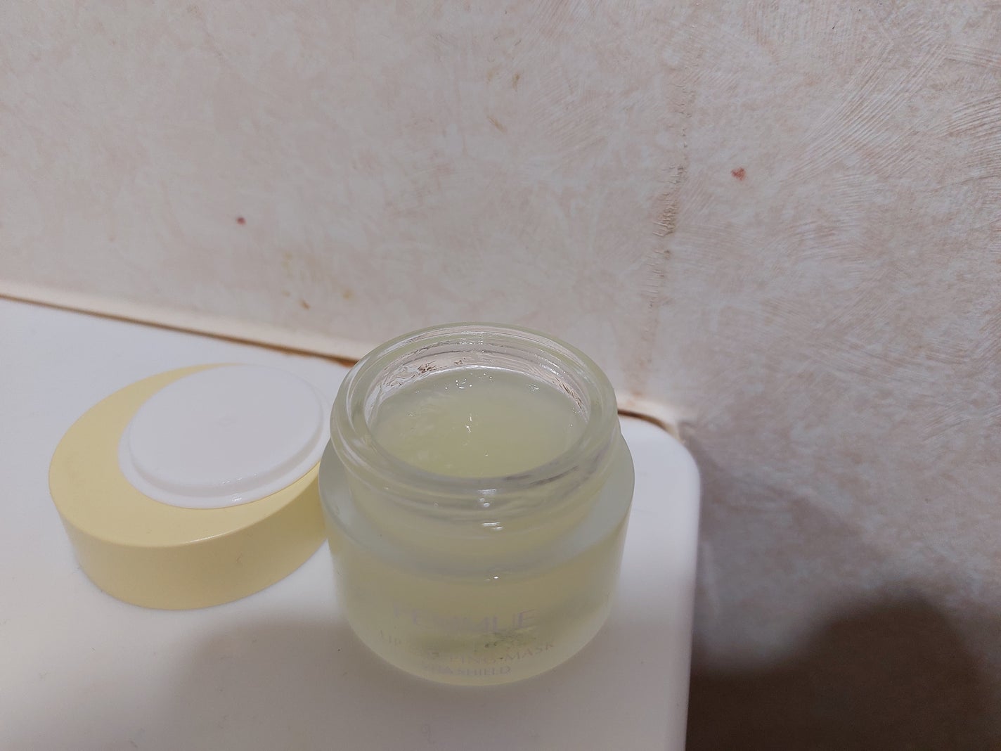 リップスリーピングマスク VS(ビタシールド)/FEMMUE/リップマスクを使ったクチコミ(2枚目)