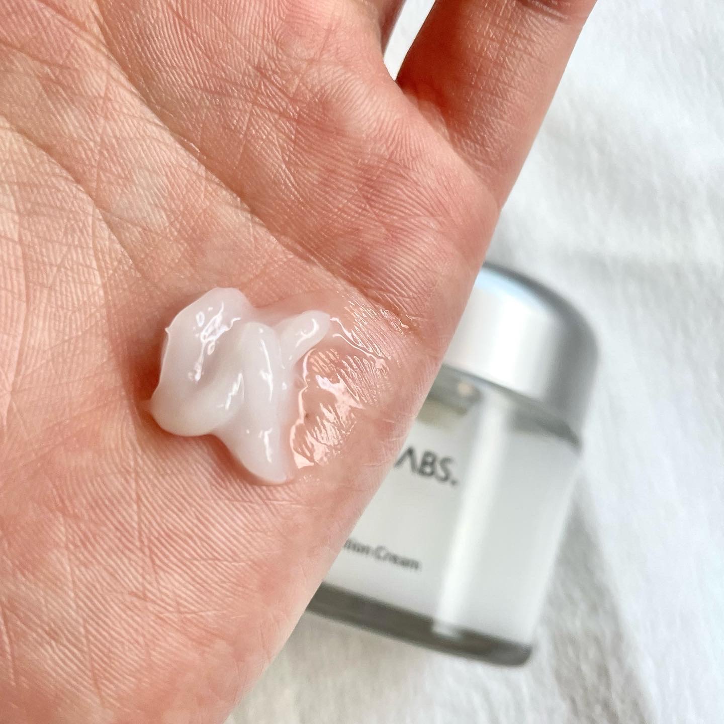 ナイアシンアミド5% ソリューション モイスチャークリーム/PETERANDLABS/フェイスクリームを使ったクチコミ（3枚目）