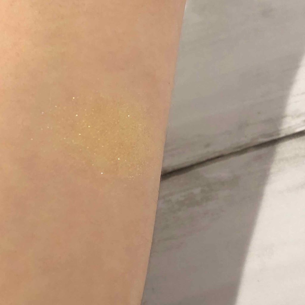 ラブリーミーEXアイズ/THE FACE SHOP/単色アイシャドウを使ったクチコミ（2枚目）