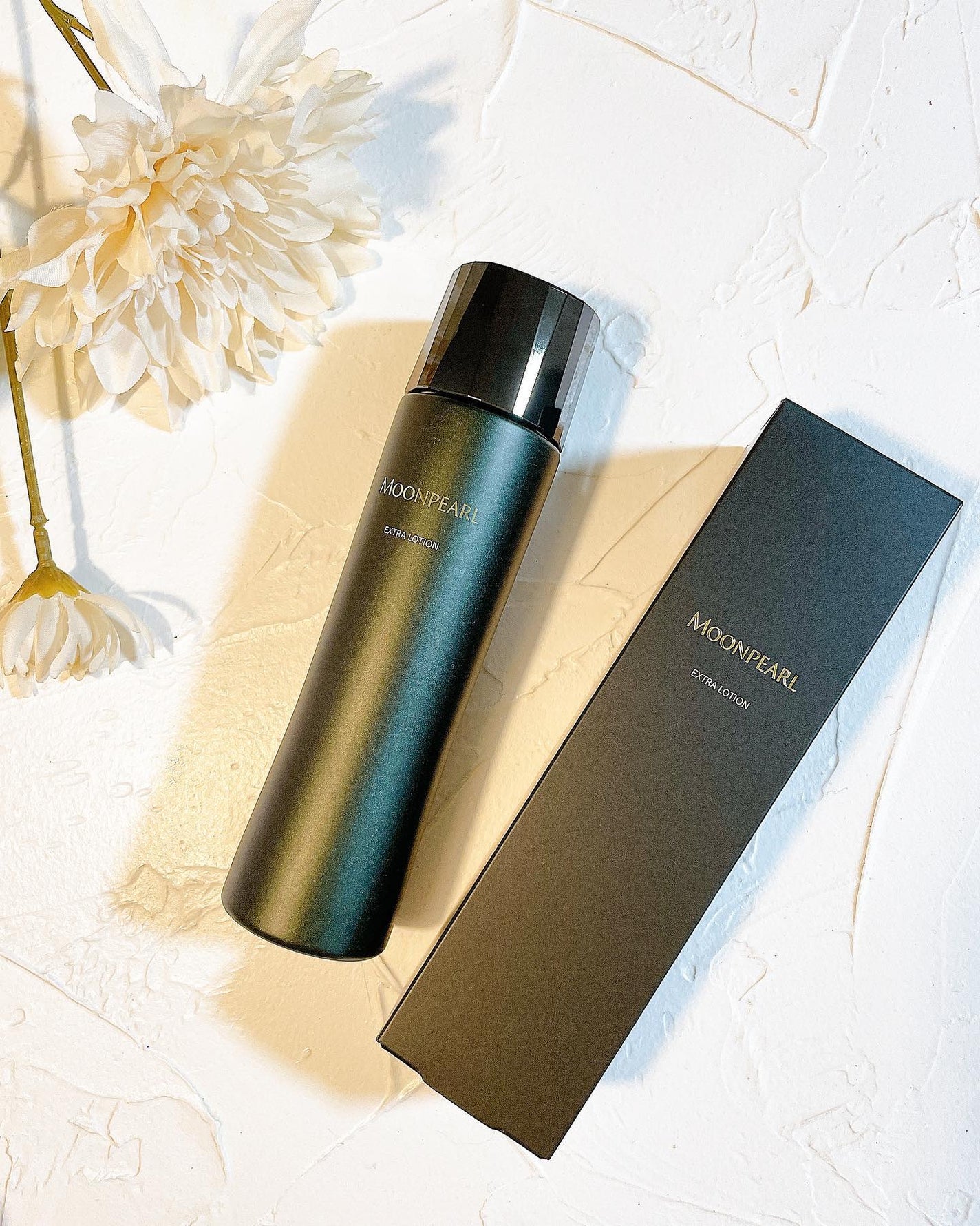 みなも on LIPS 「@minamo.beauty_cafe\ 光と海の肌美学 /..」(2枚目)