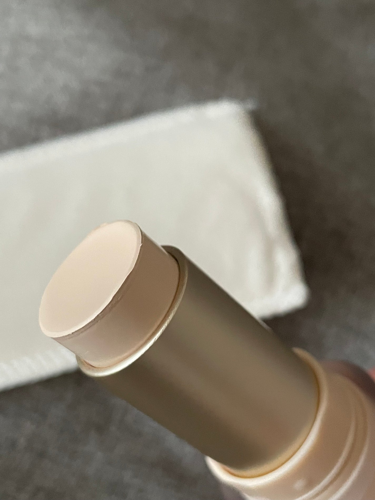 スキンマグネットハイカバーファンデーション SHEGLAM