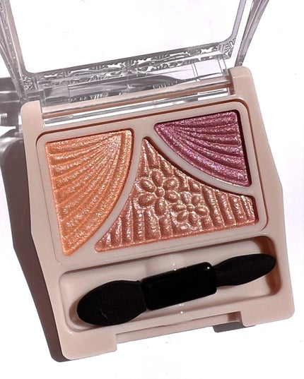 Yurika Ueki on LIPS 「CANMAKEの限定アイシャドウ🦄CANMAKEジューシーピ..」(9枚目)