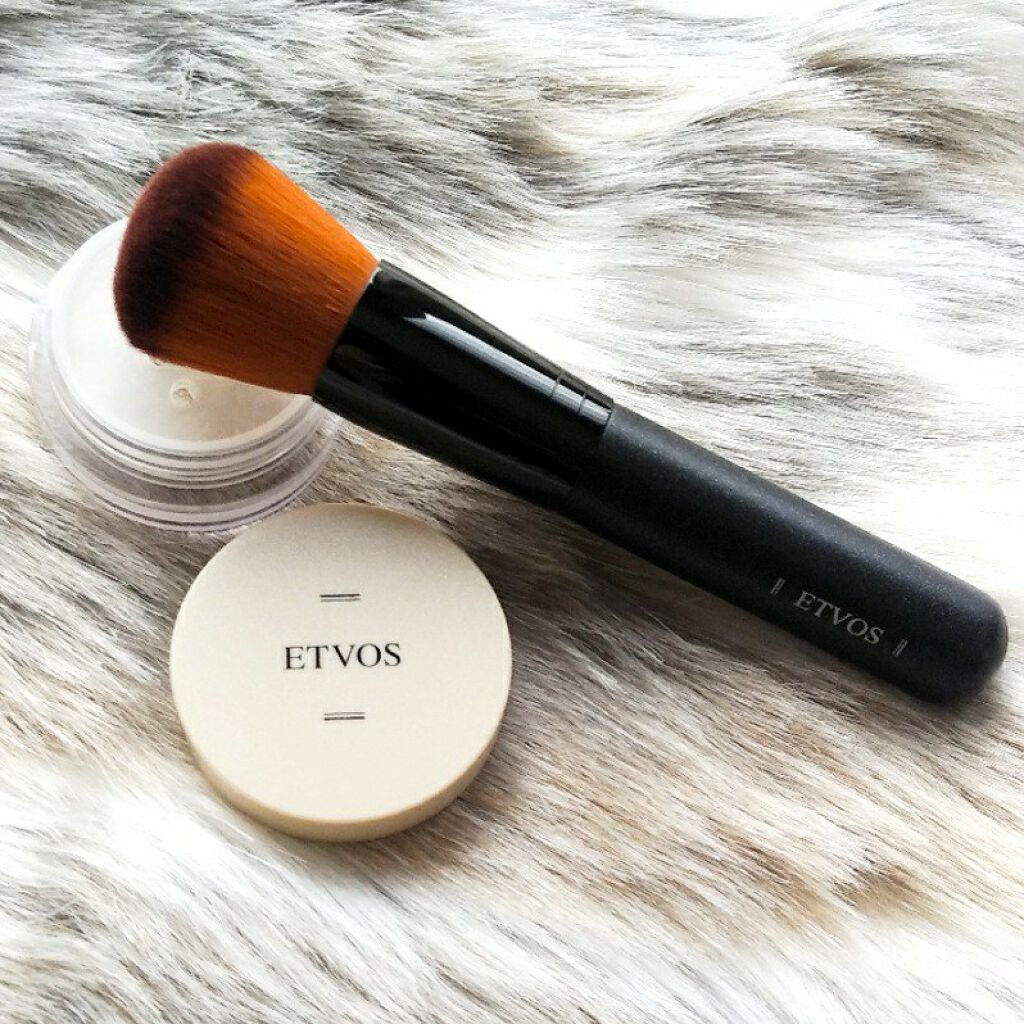 ナイトミネラルファンデーション/エトヴォス/ルースパウダーを使ったクチコミ(2枚目)