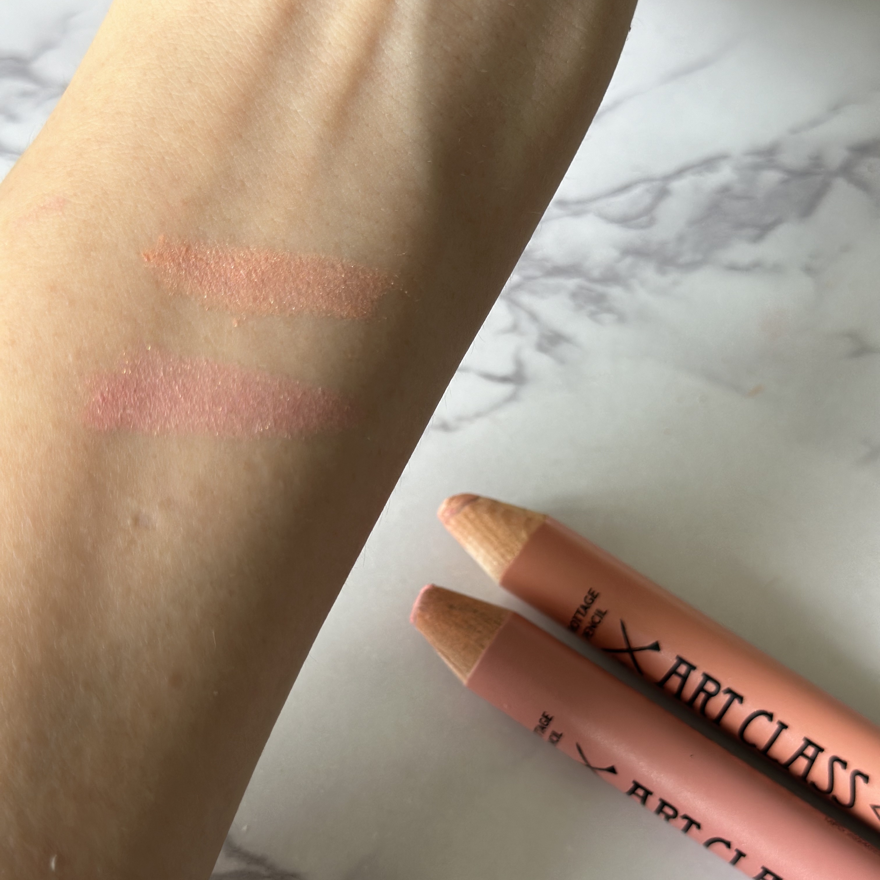 アートクラス フロッタージュペンシル/too cool for school/スティックアイシャドウを使ったクチコミ（3枚目）