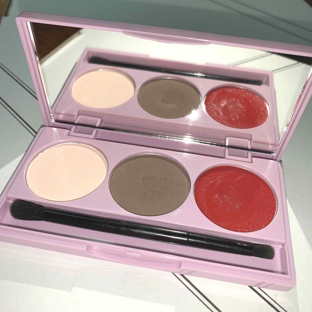 コンパクトマルチフルメイクパレット/CharMe/マルチパレットを使ったクチコミ(2枚目)