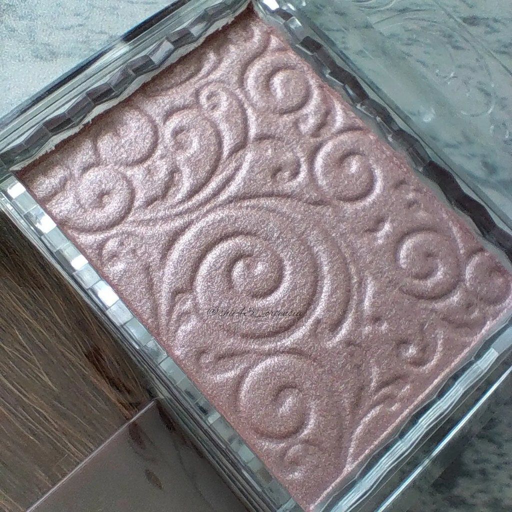 パールグロウハイライト/CEZANNE/パウダーハイライトを使ったクチコミ（2枚目）