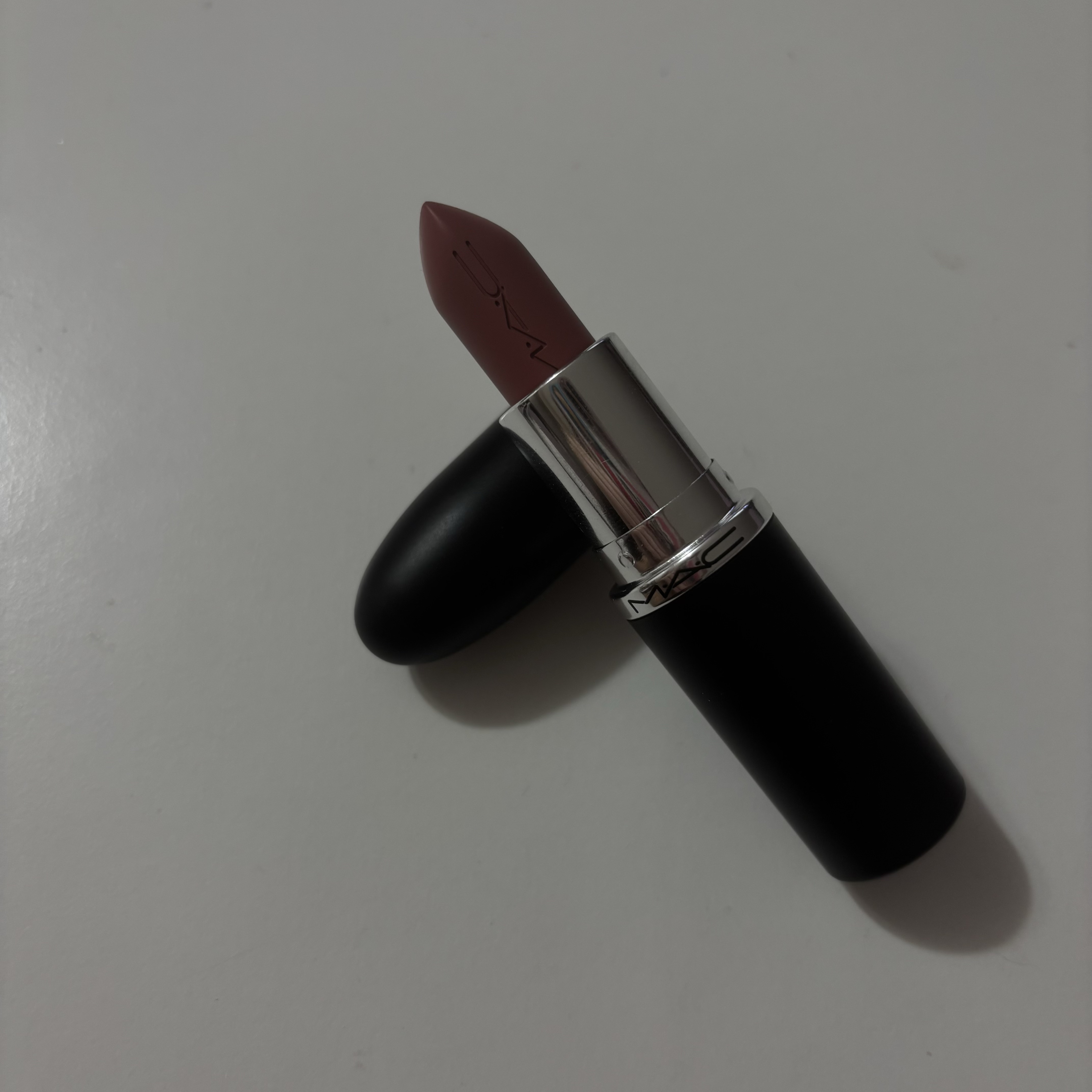 マキシマル スリーク サテン リップスティック/M・A・C/口紅を使ったクチコミ（2枚目）