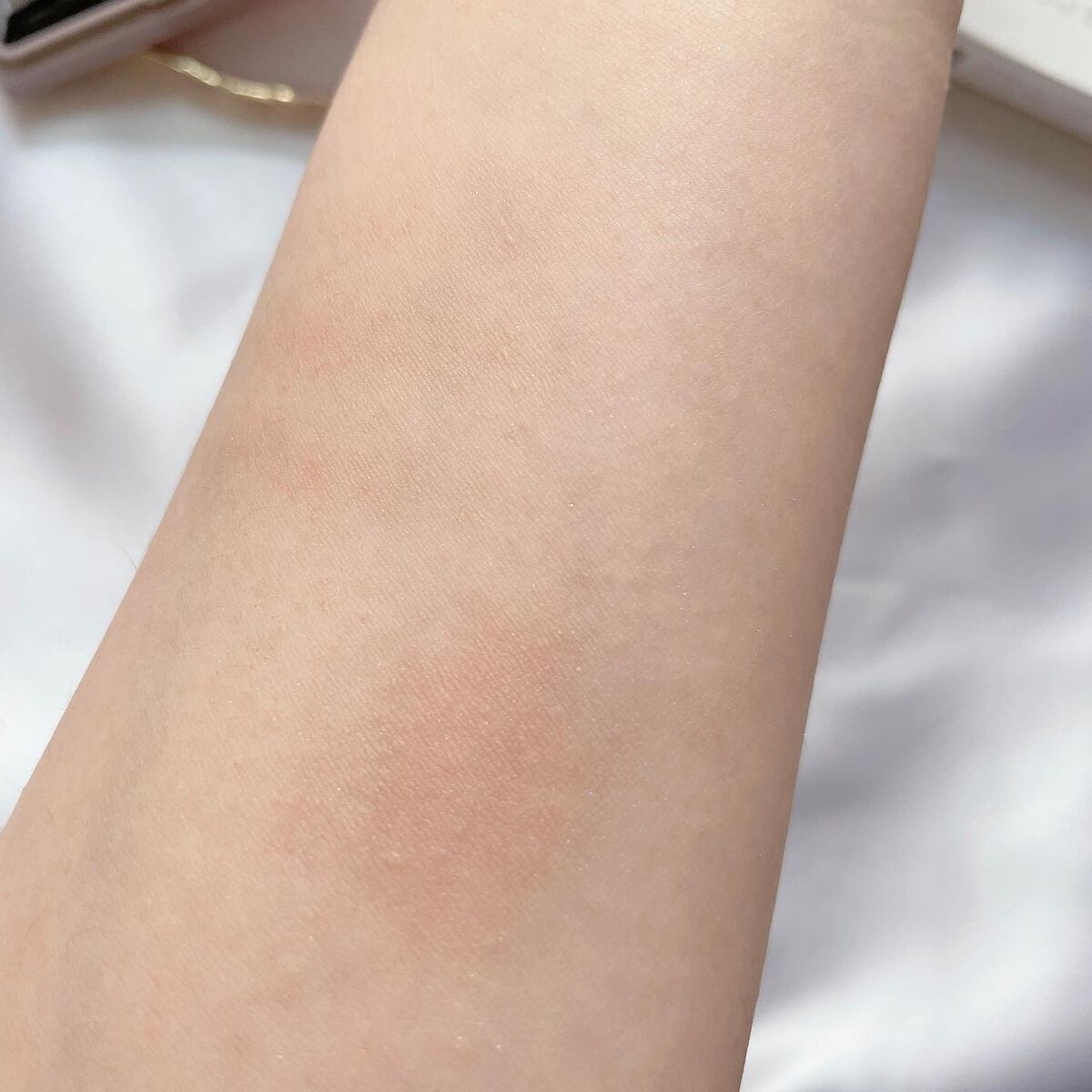 デザイニングアイカラー/rafuna/アイシャドウパレットを使ったクチコミ(4枚目)