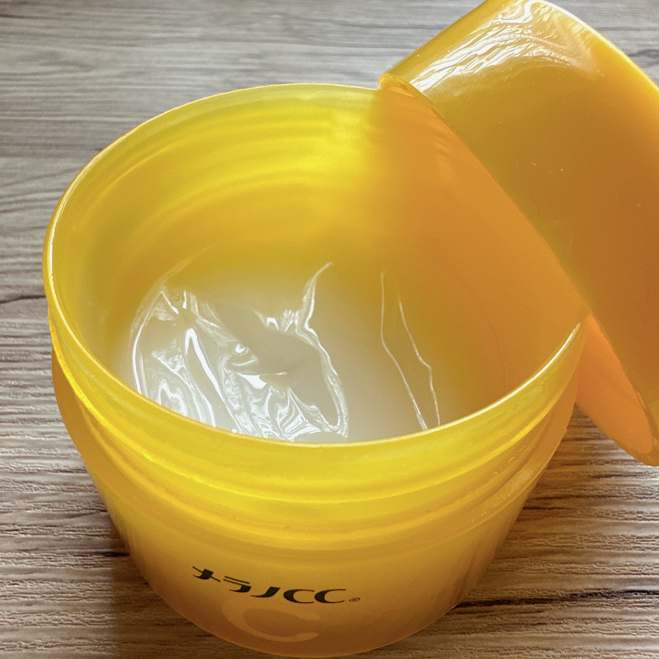 薬用しみ対策美白ジェル/メラノCC/フェイスクリームを使ったクチコミ（3枚目）