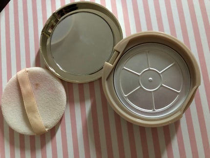 UVクリアフェイスパウダー/CEZANNE/プレストパウダーを使ったクチコミ(2枚目)