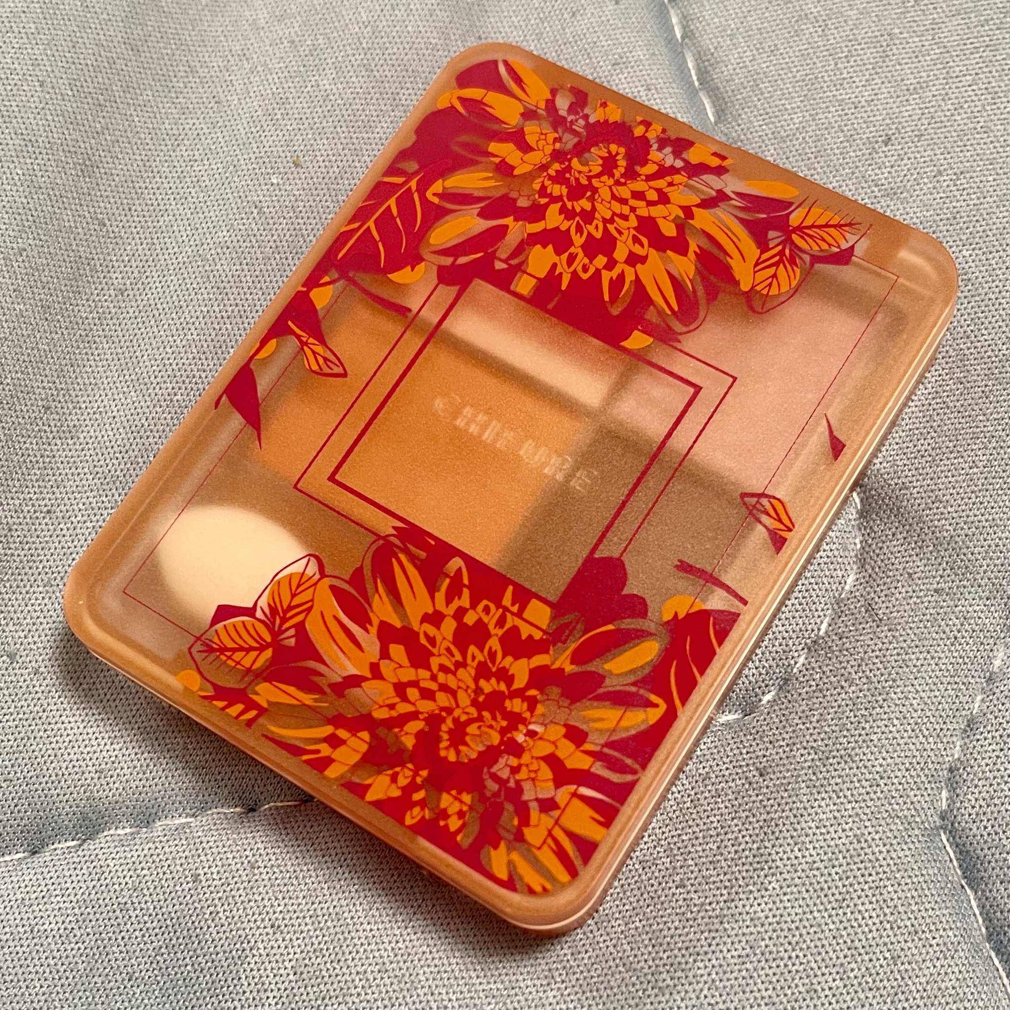 グラデーション アイシャドウ 08 チアフルフラワー（2023年春夏限定色)/ちふれ/アイシャドウパレットを使ったクチコミ（2枚目）