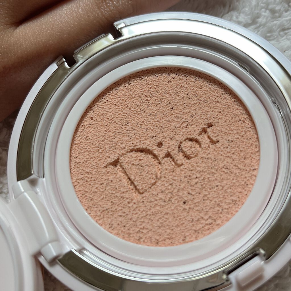 カプチュール ドリームスキン モイスト クッション SPF50 /PA+++ /Dior/クッションファンデーションを使ったクチコミ(2枚目)