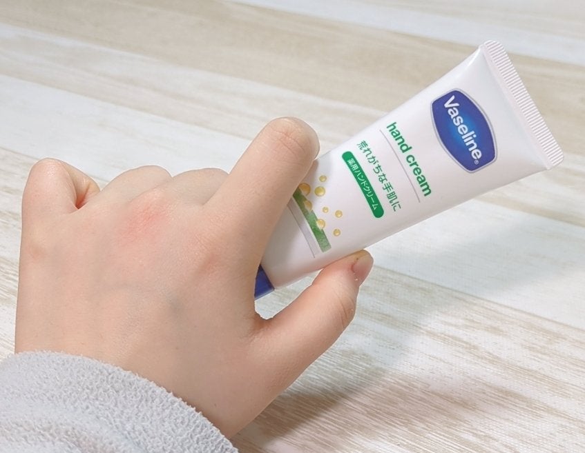 薬用ハンド&フィンガー/ヴァセリン/ハンドクリームを使ったクチコミ(1枚目)