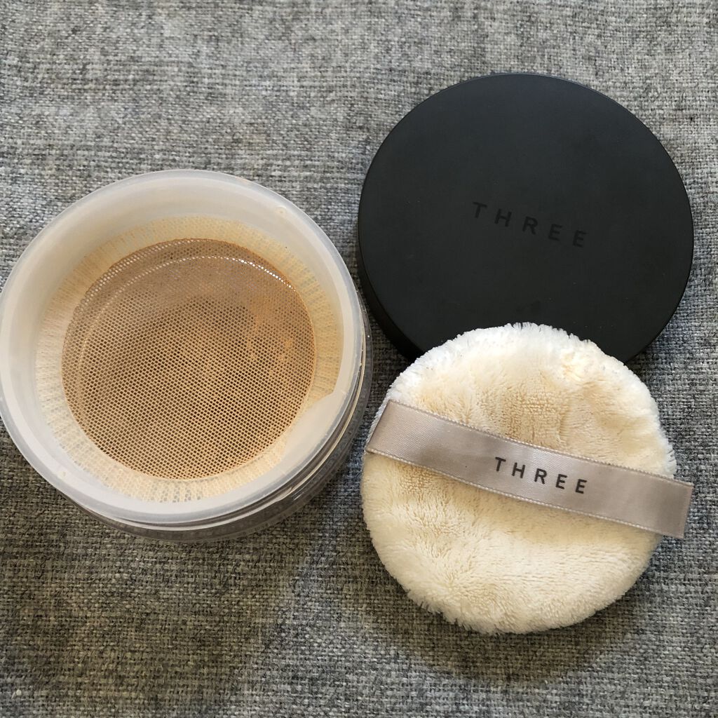 【新品】THREE スリー アルティメイト ダイアフェネス ルースパウダー 02 THREE アルティメイトダイアフェネス ルースパウダー | フェイス